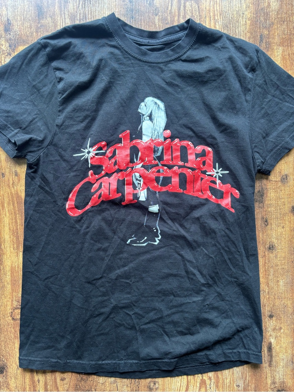 Sabrina Carpenter Tee M